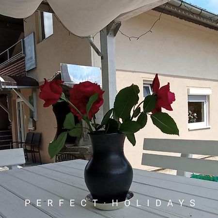Apartmani Unski Biser Cazin Kültér fotó