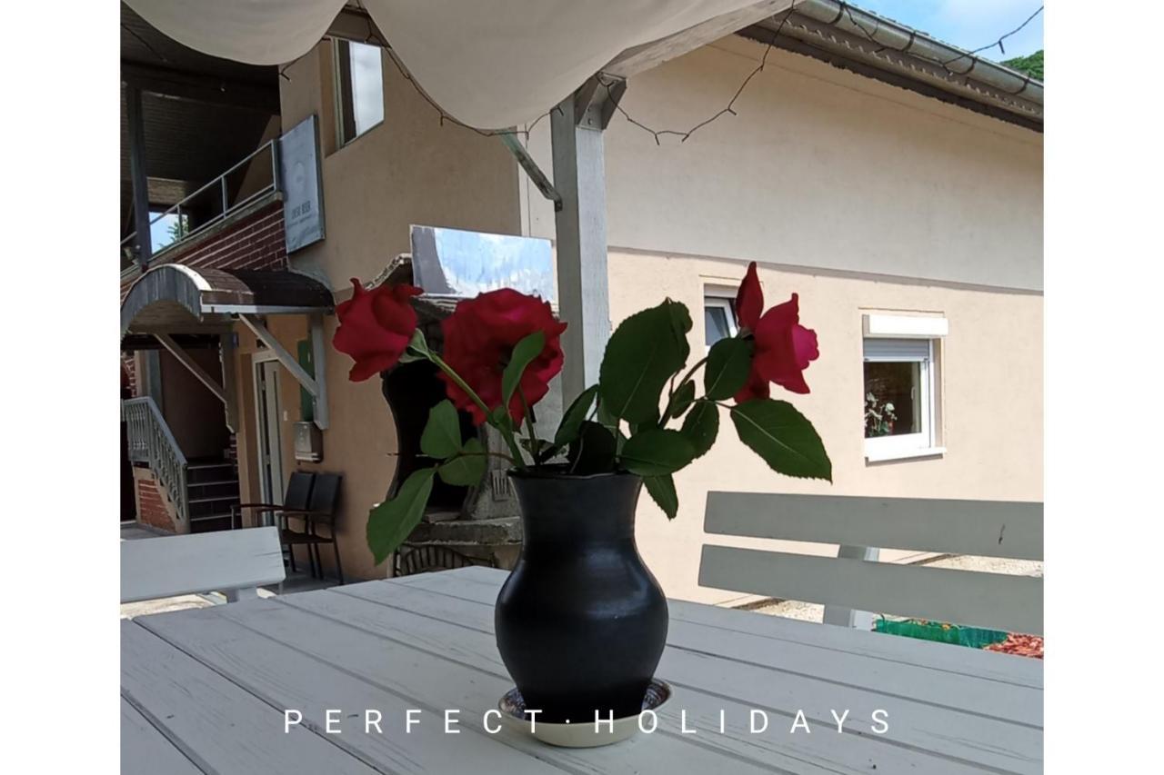 Apartmani Unski Biser Cazin Kültér fotó